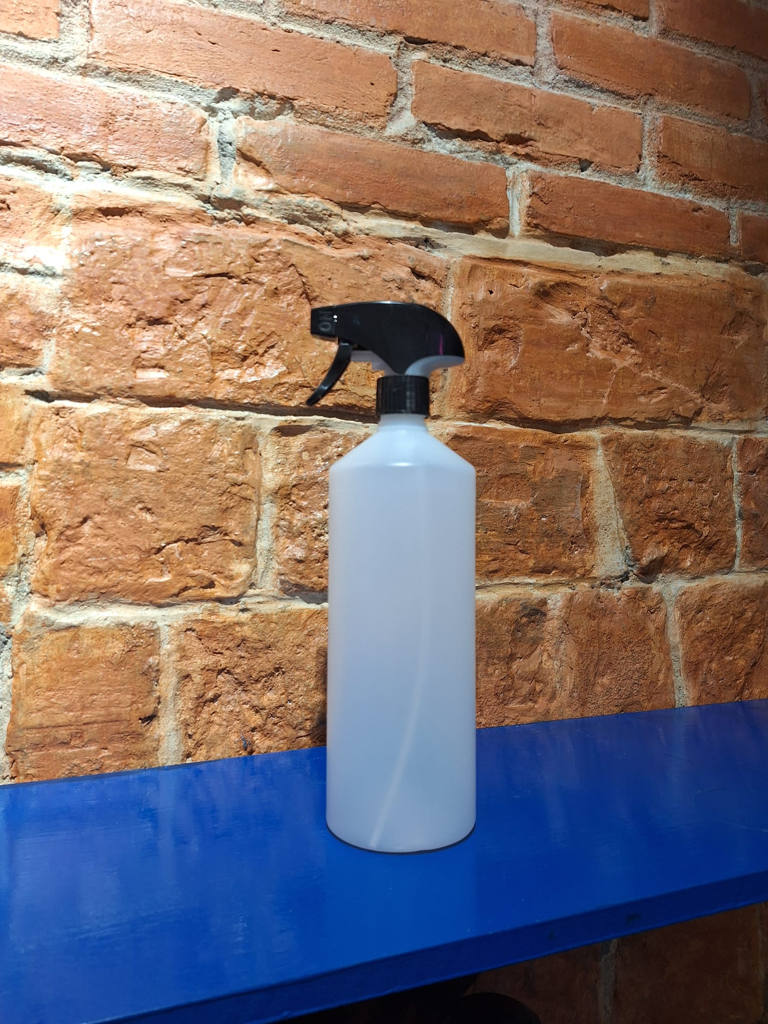Image of EEZ 1 Litre Bottle With Trigger
